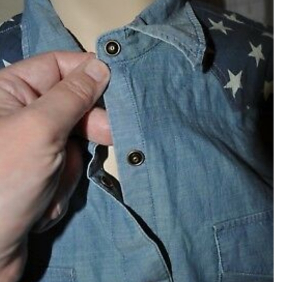 Women's Commander Life Snap Down Blue Denim Star Western Jean Shirt - Picture 11 of 16